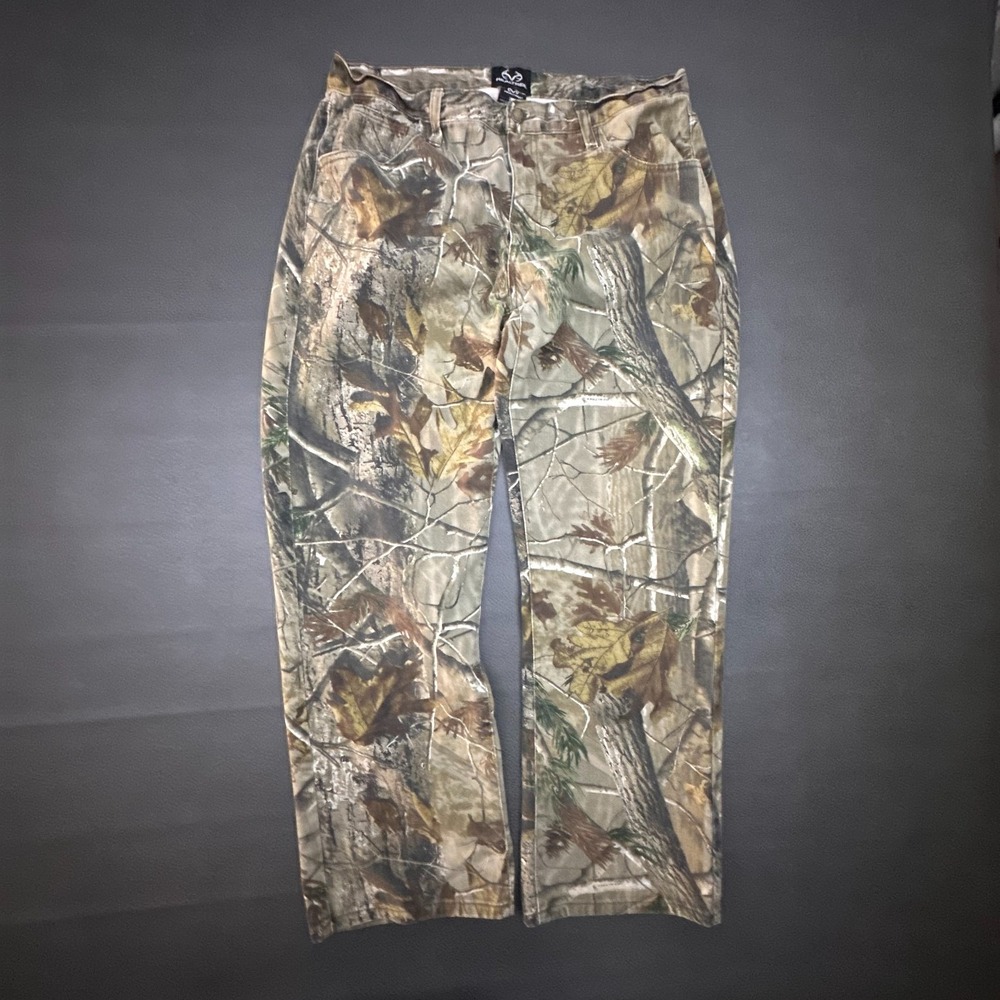Realtree Jeans Mens 36x32 (Fits 36x30) Green Camo 100% Cotton Straight Leg Y2k